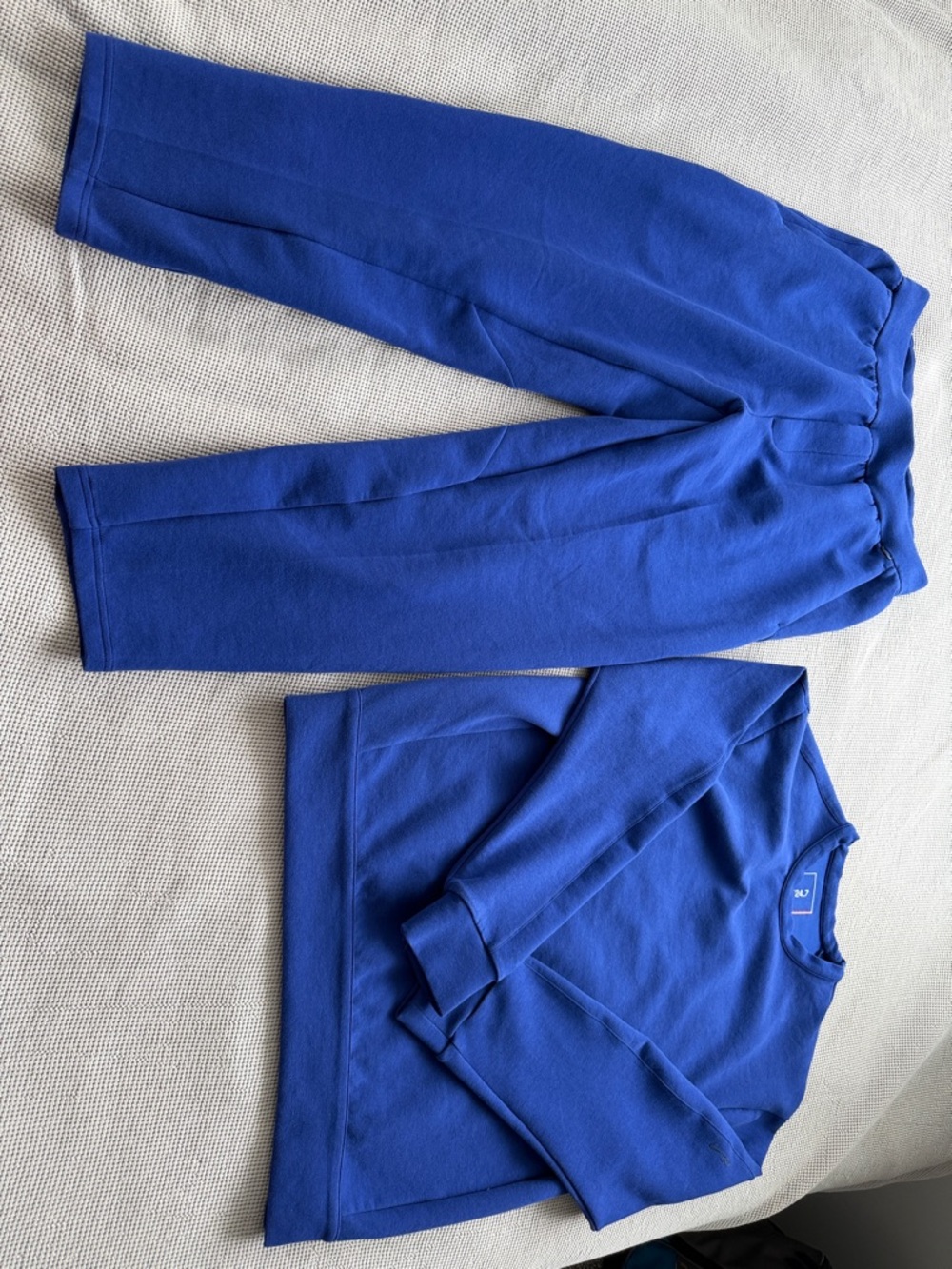 Nike 24/7 Men's Royal Blue Sweatpants & Crewneck Set